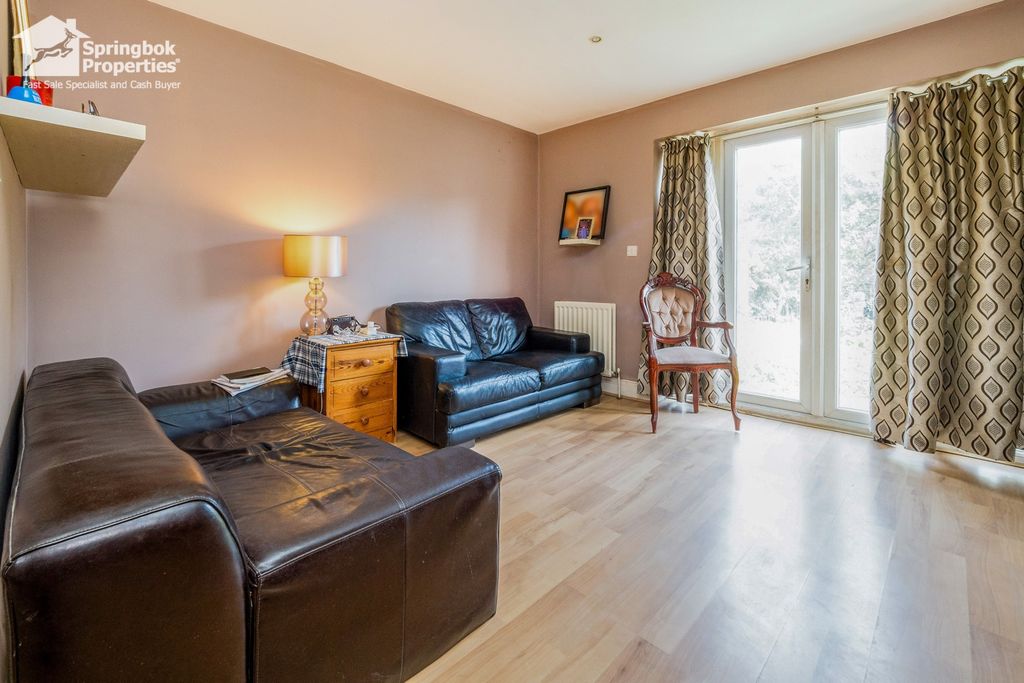 Property photo 2 of 13 Image 1