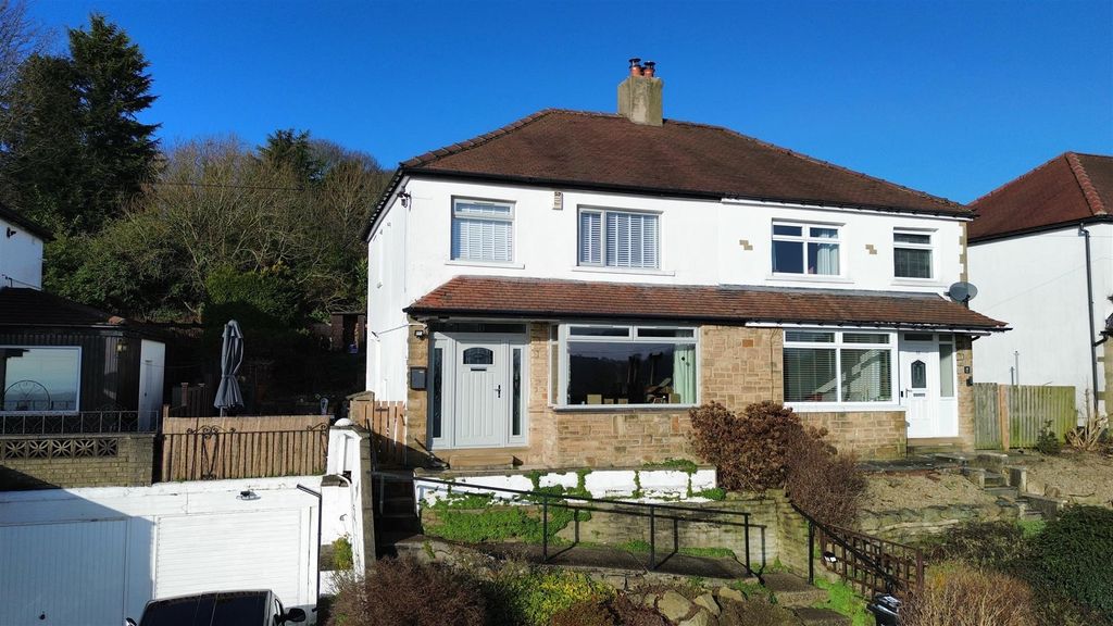 Property photo 1 of 20 External