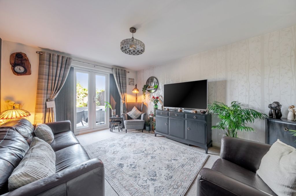 Property photo 2 of 22 1535205-10-1A13A497817Ff