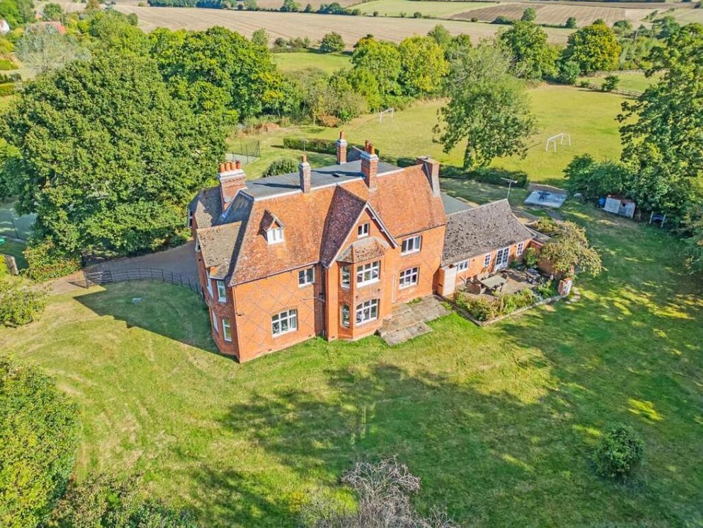 Property photo 1 of 36 1-5885.Jpg