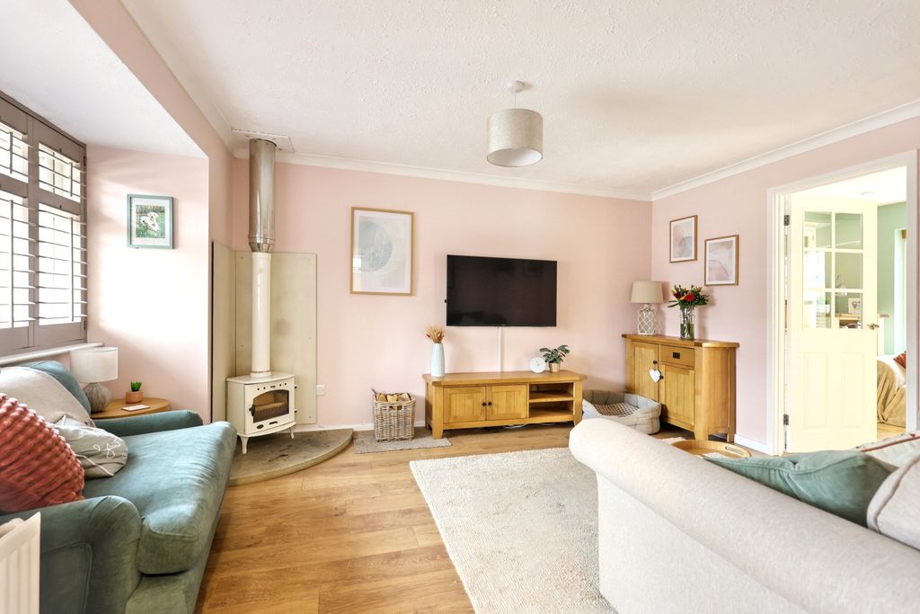 Property photo 2 of 20 Img_4527