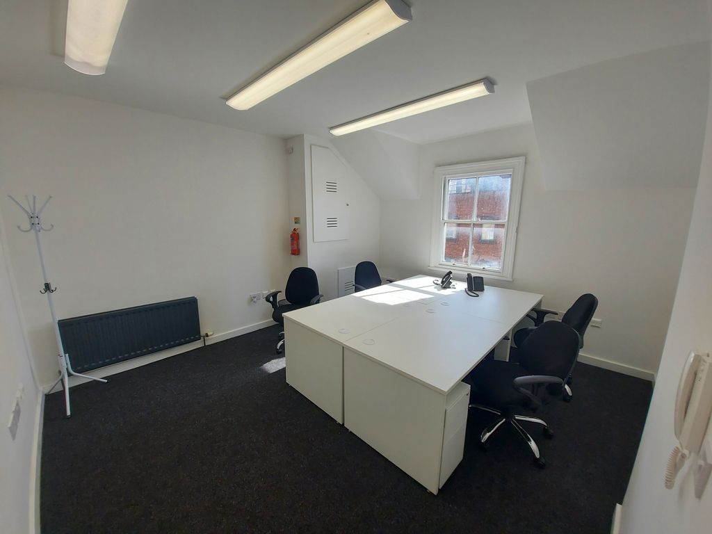 Property photo 3 of 4