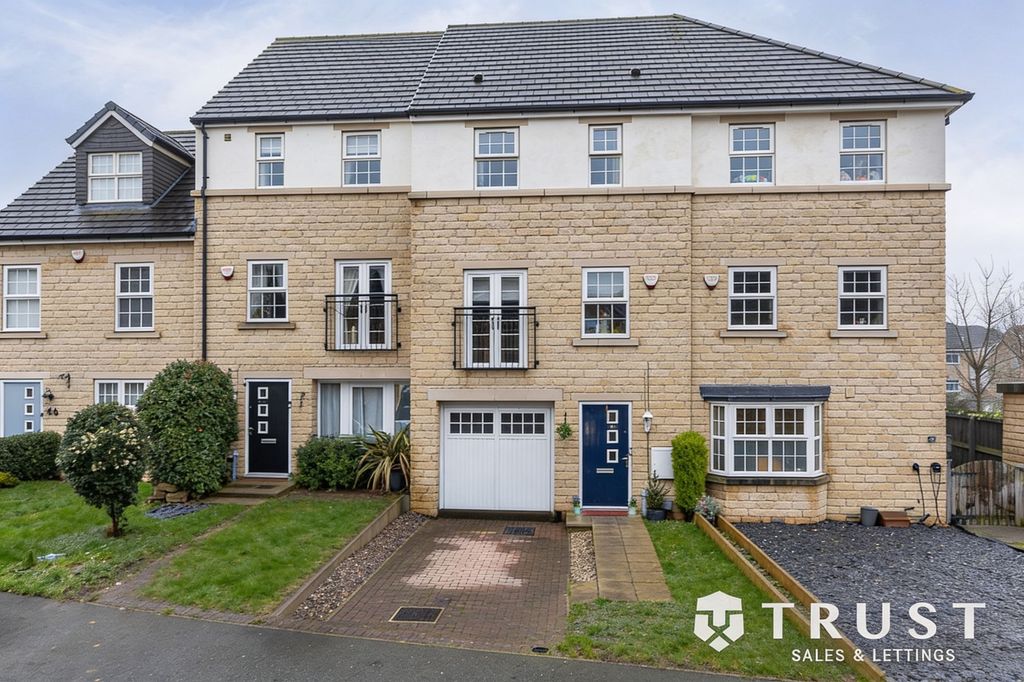 Property photo 1 of 34