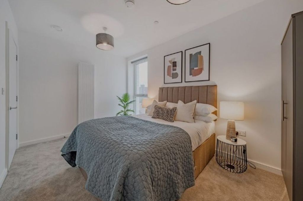 Property photo 2 of 3