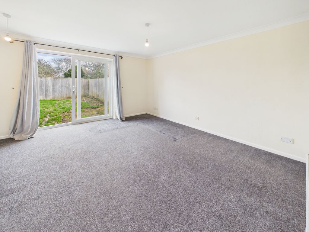 Property photo 3 of 12 Gallery