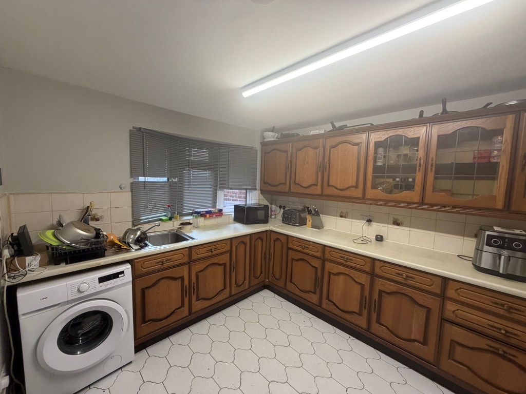 Property photo 3 of 4