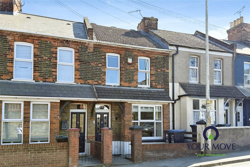 Property photo 1 of 15 External