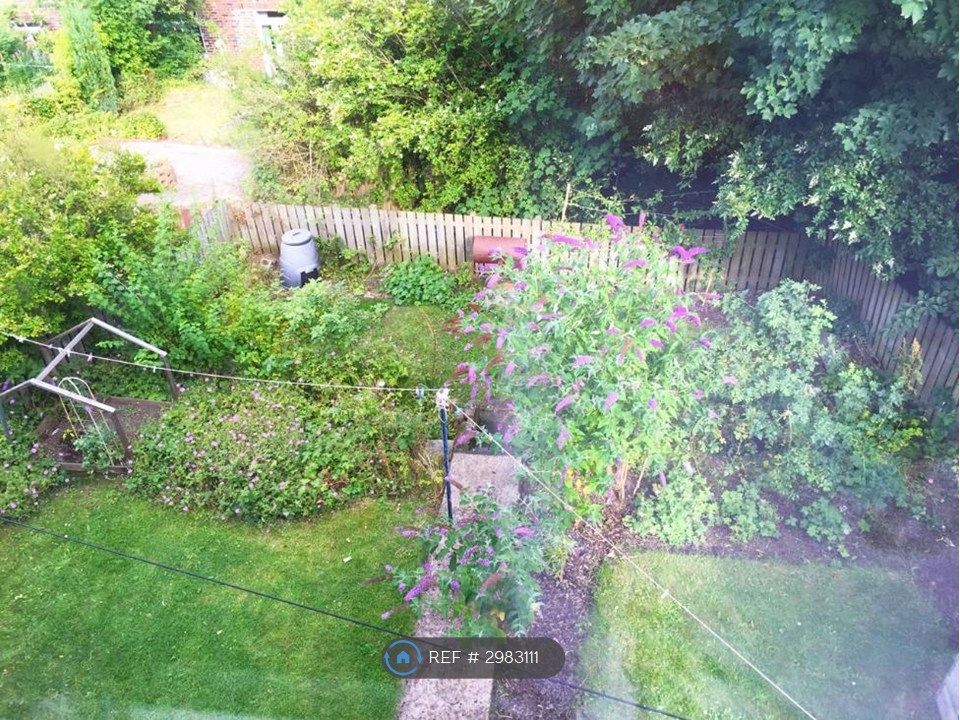 Property photo 2 of 10 Garden