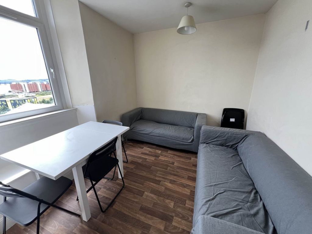 Property photo 3 of 6 Img_4495