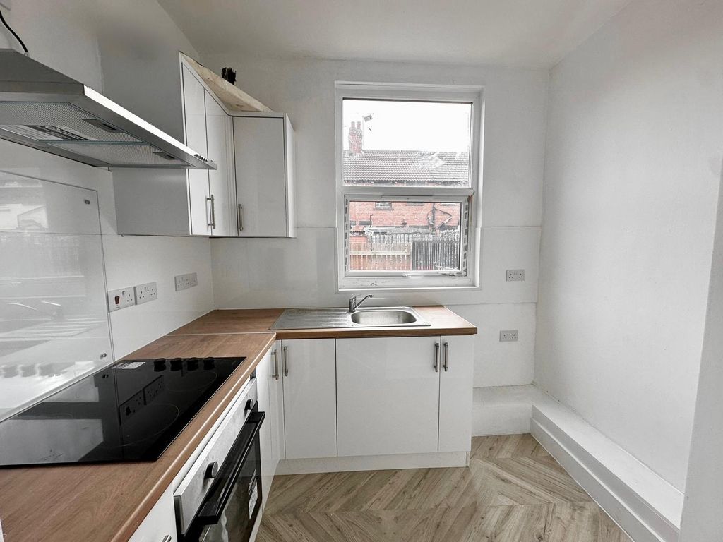 Property photo 2 of 7 Image