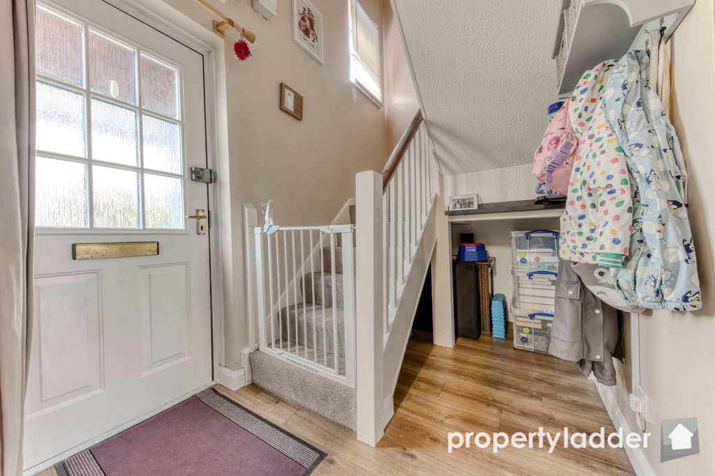 Property photo 2 of 19 Pl-13