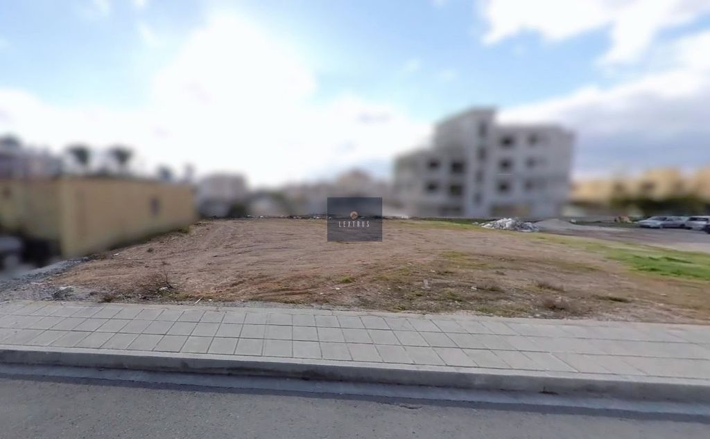 Property photo 1 of 1