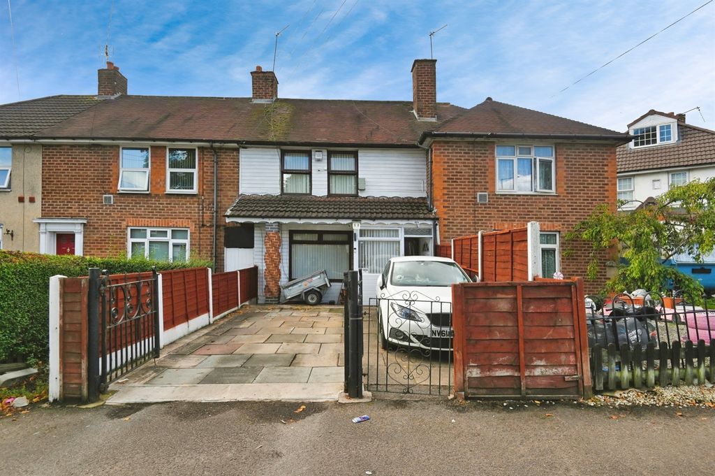 Property photo 2 of 17