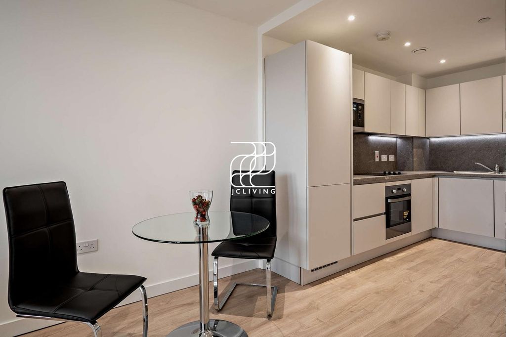 Property photo 3 of 7 Be62230B7279c8Afcdd31d8A67F4A8A9.Jpg