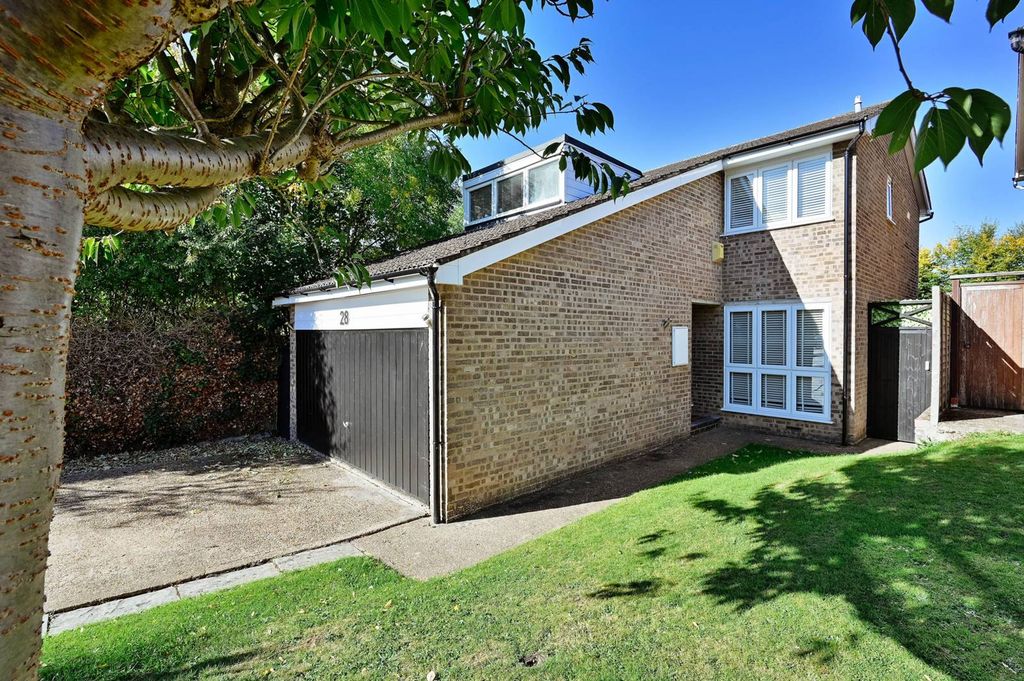 Property photo 2 of 17