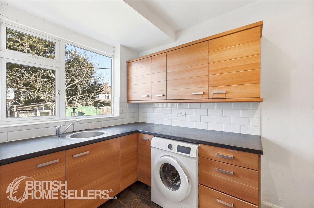 Property photo 3 of 19 Picture No. 20