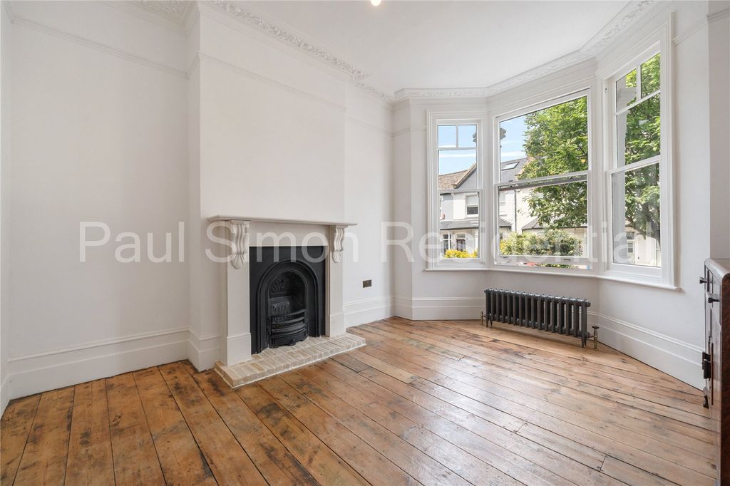 Property photo 2 of 24 Picture No. 36