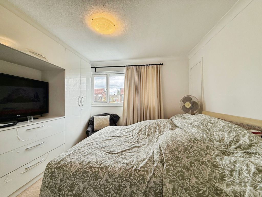 Property photo 2 of 16 Pbox-Img.Jpg