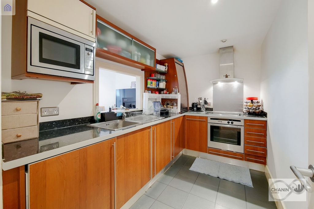 Property photo 2 of 8 2_Kitchen-0