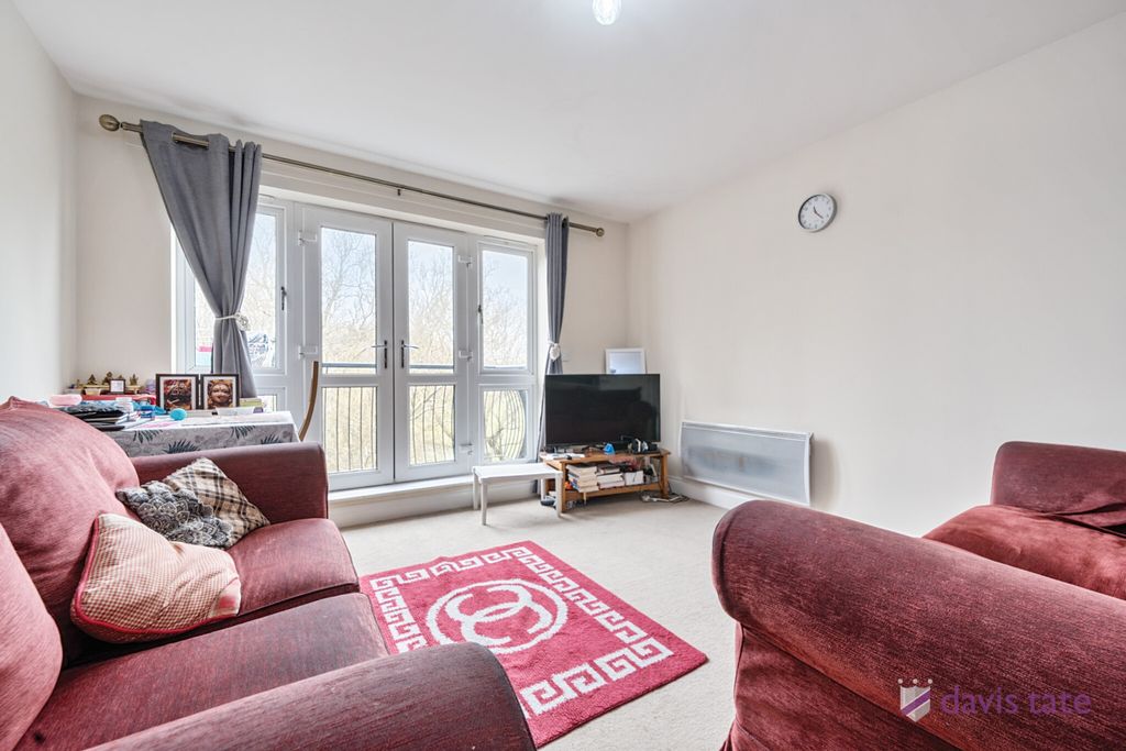 Property photo 2 of 14 Picture No. 13