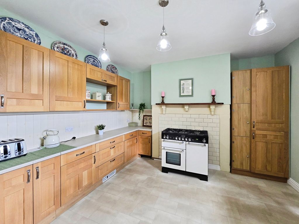 Property photo 3 of 33 Picture No. 07