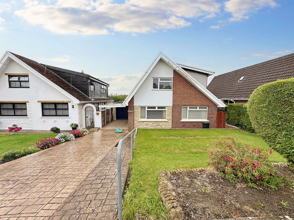 Property photo 1 of 40
