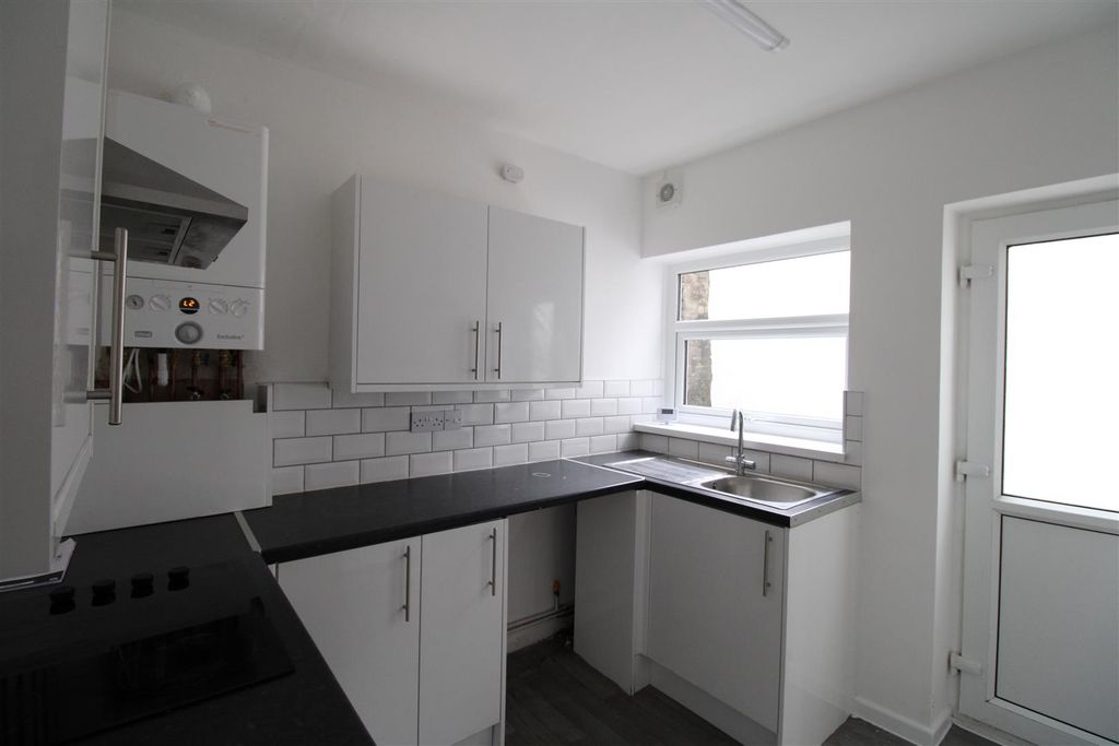 Property photo 3 of 15 Img_1006.Jpg