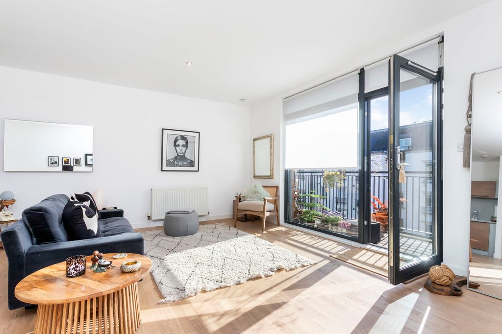 Property photo 3 of 12 Property Image 3