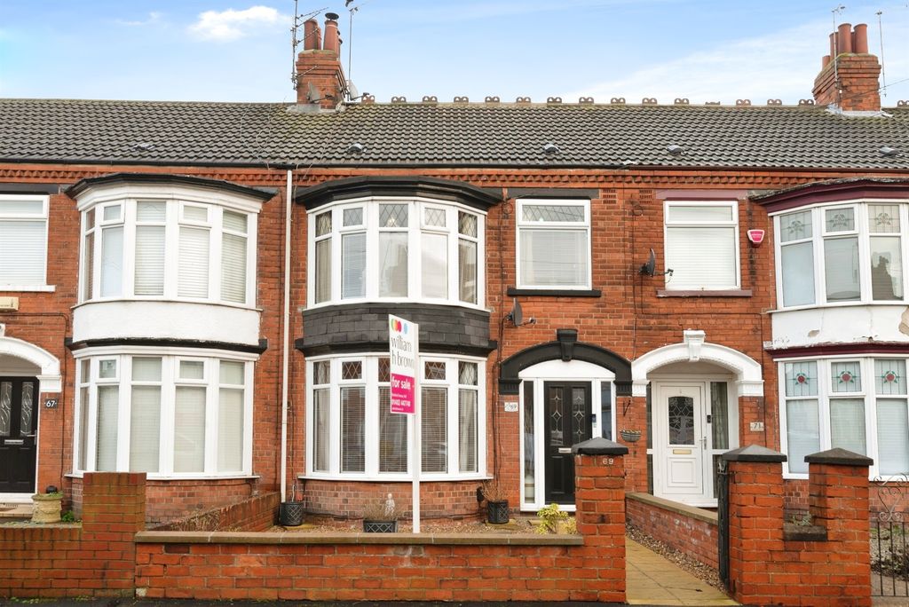 Property photo 3 of 23