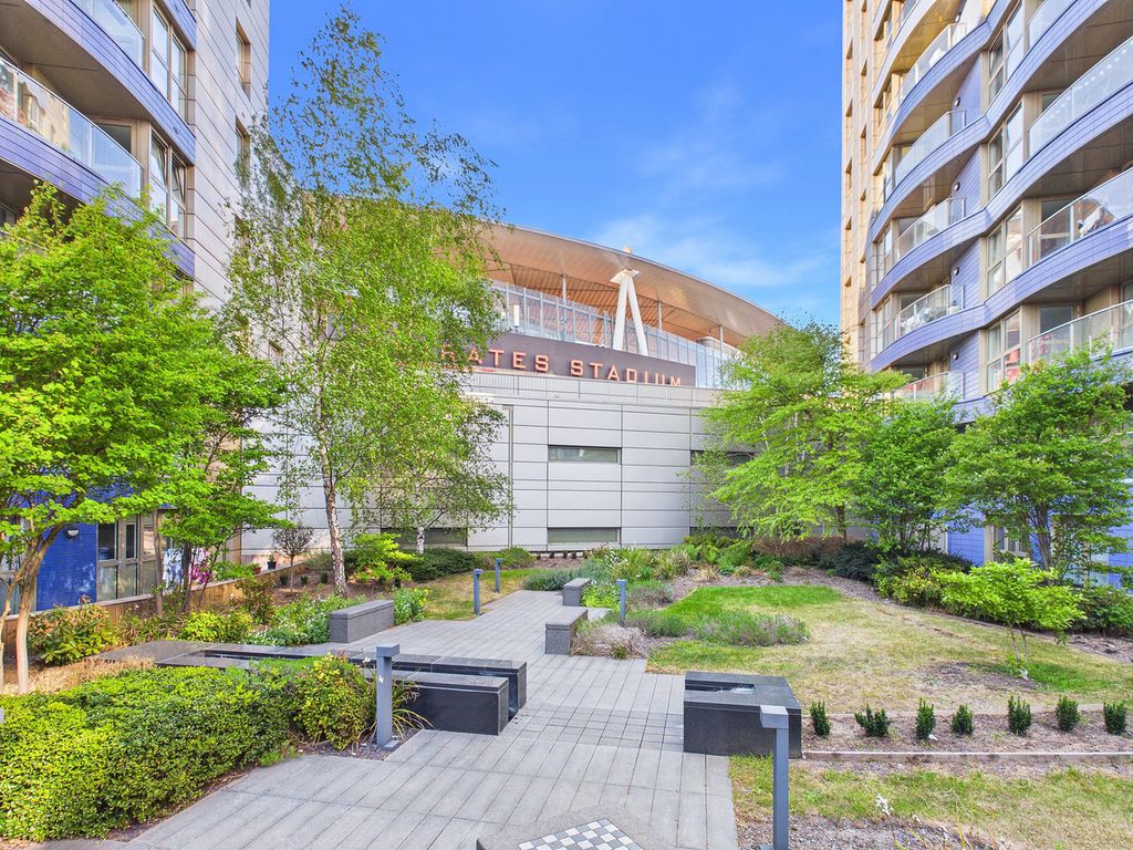 Property photo 1 of 27