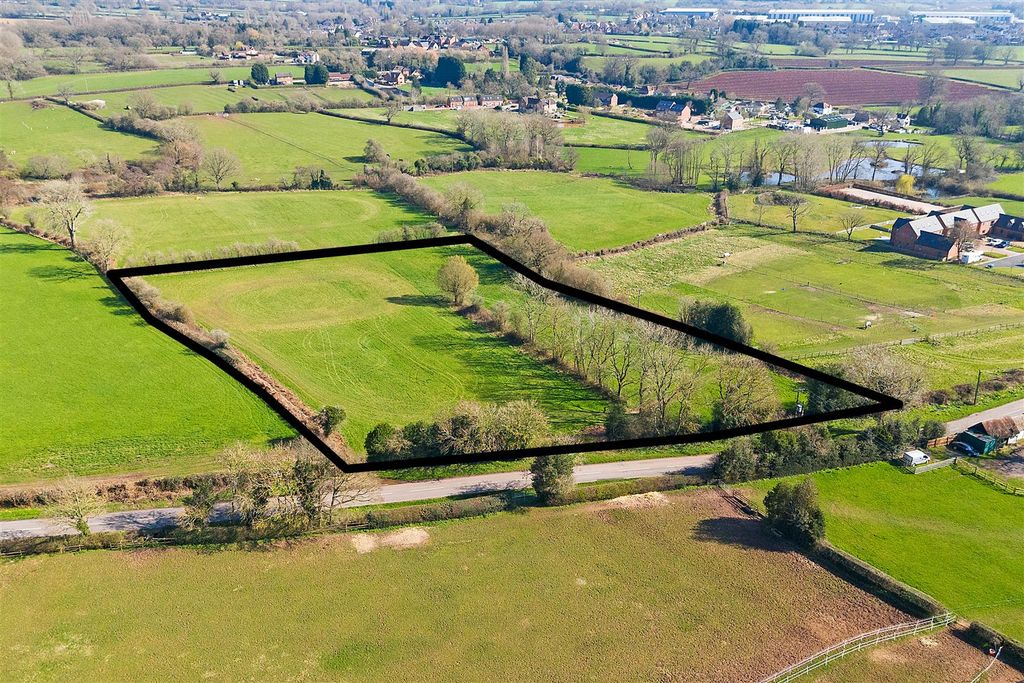 Property photo 2 of 11 Cornerways Farm Plot (6 Of 11).Jpg