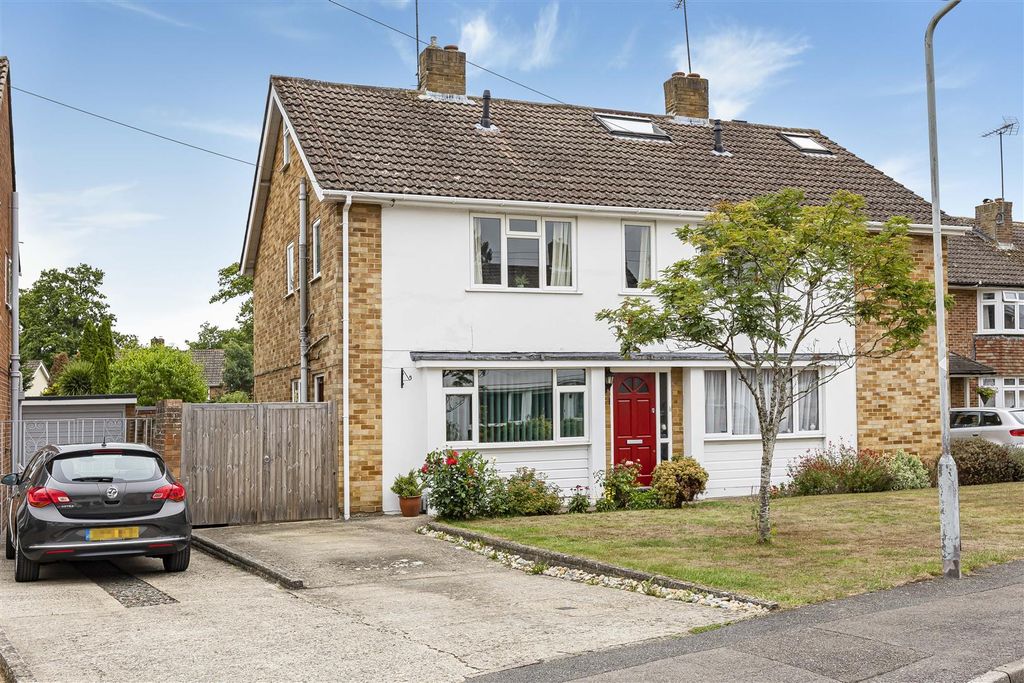 Property photo 1 of 27
