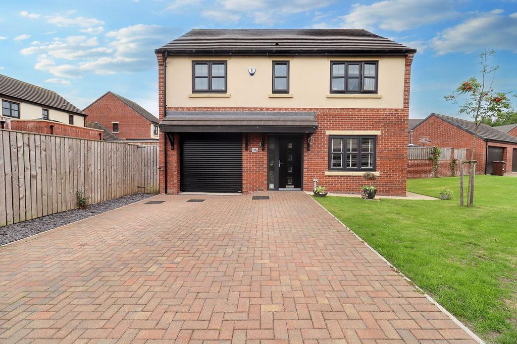Property photo 1 of 29