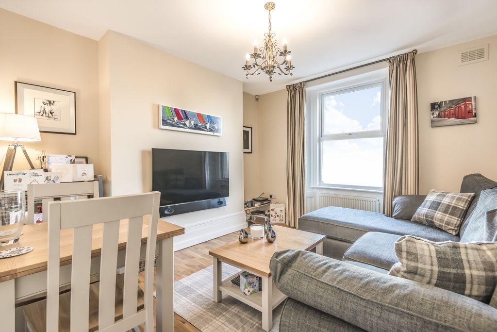 Property photo 1 of 7 484170 (2)