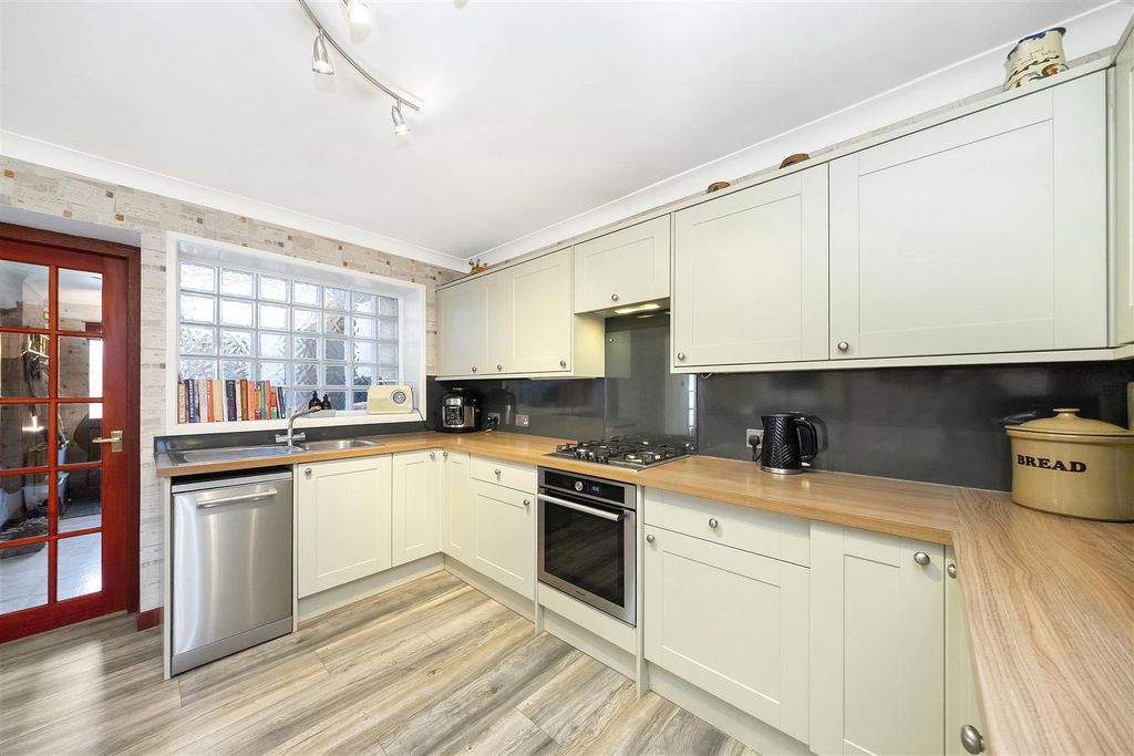 Additional image 20 of 3 bed semi-detached house for sale48 Eden Park, Cupar KY15