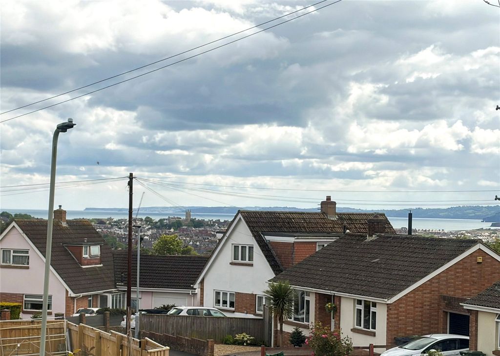 Property photo 3 of 17 Picture No. 25