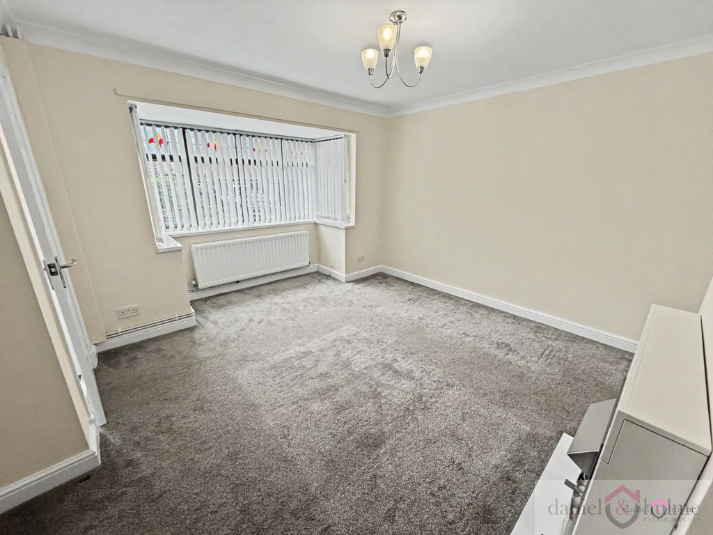 Property photo 3 of 15 Img_8218
