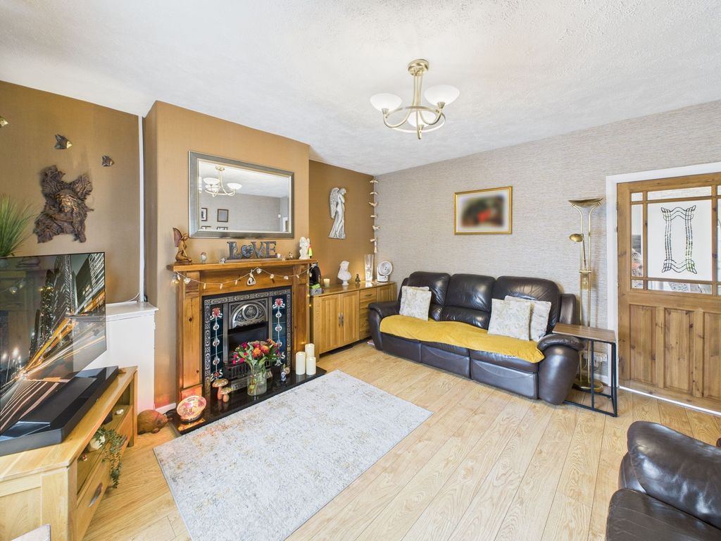 Property photo 2 of 29