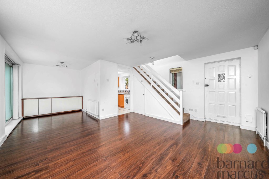 Property photo 3 of 20