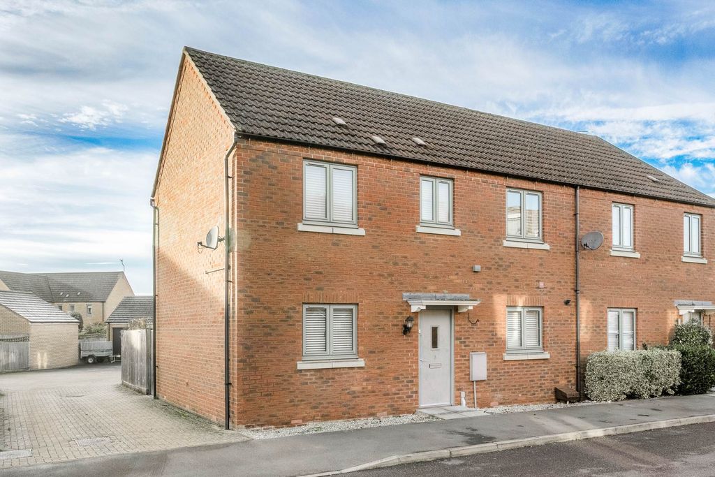 Property photo 1 of 20