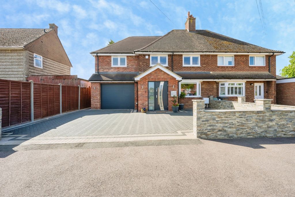 Property photo 1 of 25