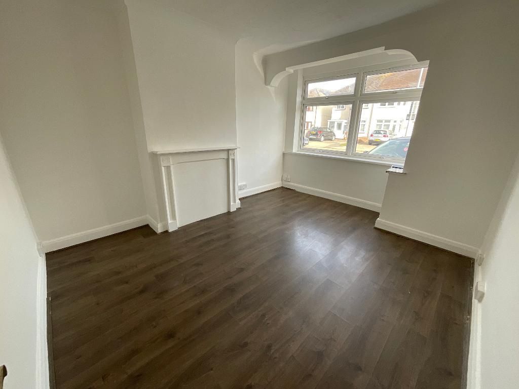 Property photo 2 of 8 Photo 2