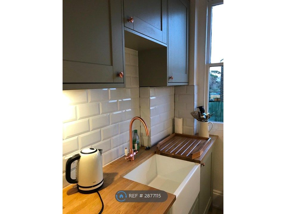 Property photo 2 of 16 Kitchen