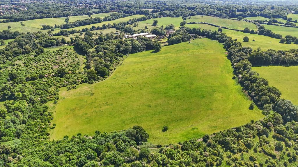 Property photo 2 of 23 Picture No. 33