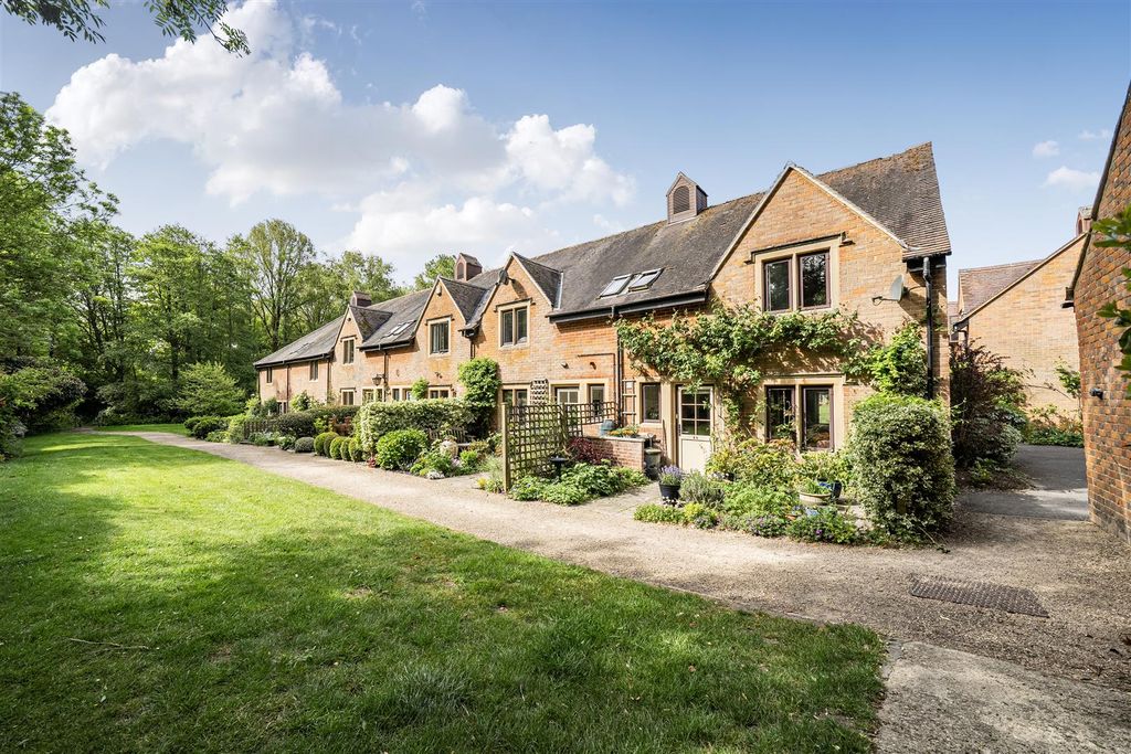 Additional image 7 of 2 bed property for saleSwan Road, Pewsey SN9