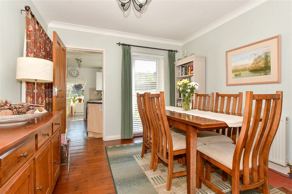 Property photo 3 of 15 Dining Area