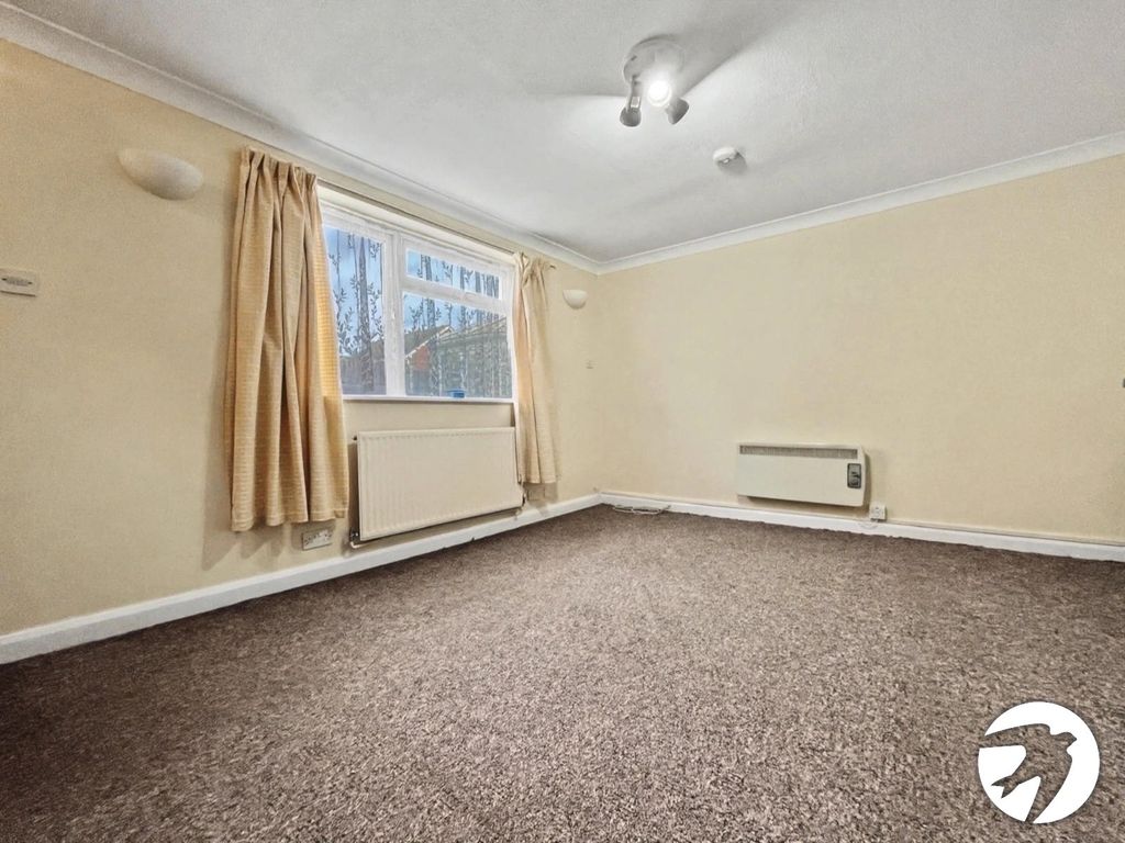 Property photo 2 of 10 Picture No. 07