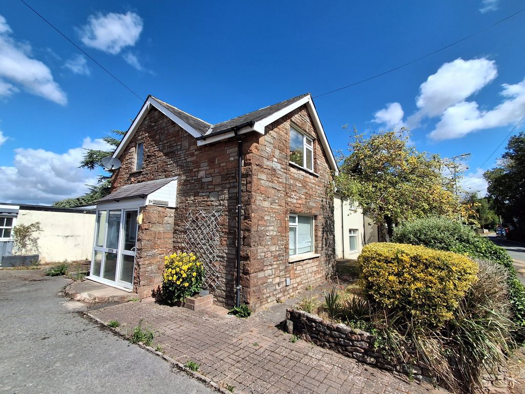 Property photo 2 of 37