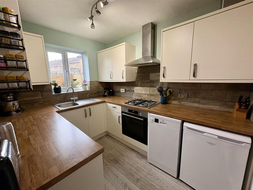 Property photo 3 of 16