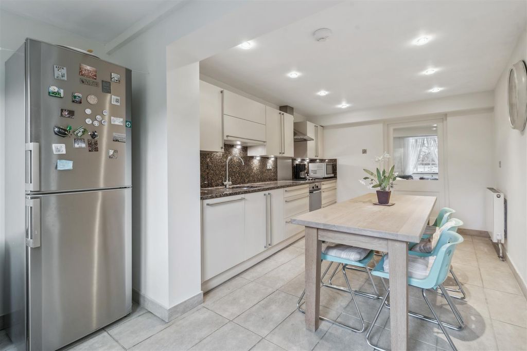 Property photo 2 of 19 Dsc01101.Jpg